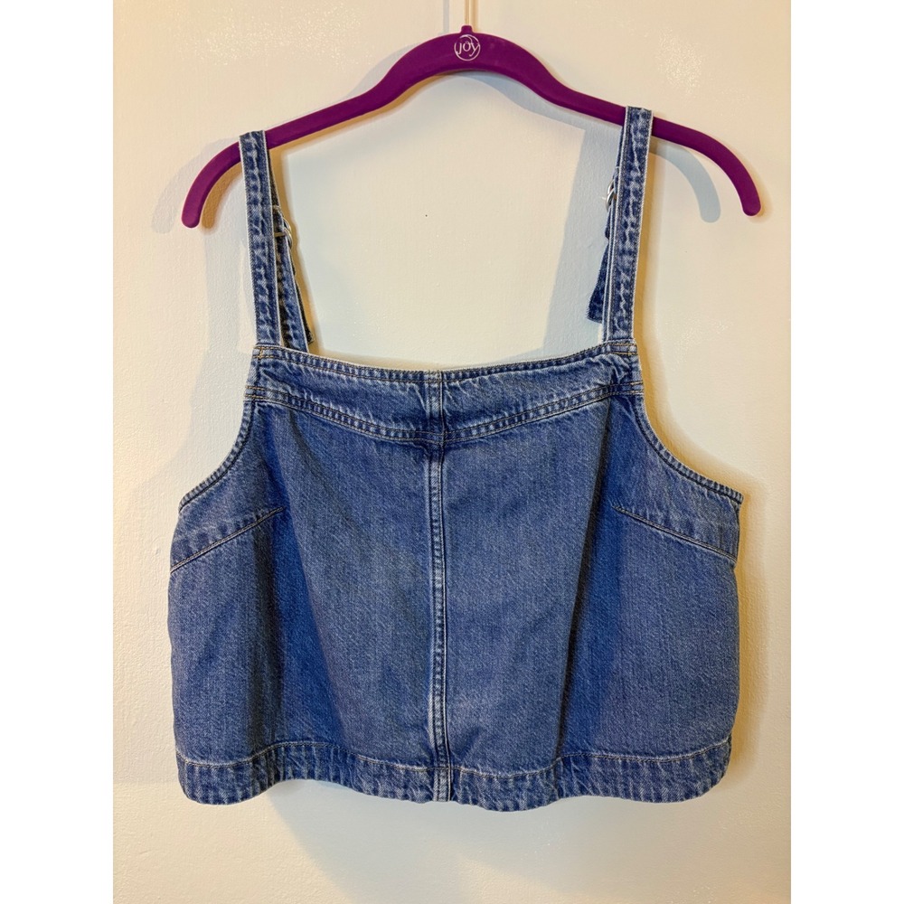 GAP Denim Boxy Sleeveless‎ Top L Buckle Detail